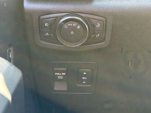 Used 2018 Ford F150 XLT w/ Equipment Group 302A Luxury image 31