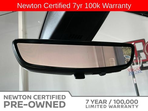 Used 2023 Cadillac XT6 Sport w/ Technology Package AWD/4WD image 15