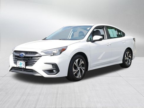 Certified 2025 Subaru Legacy Premium AWD/4WD image 3