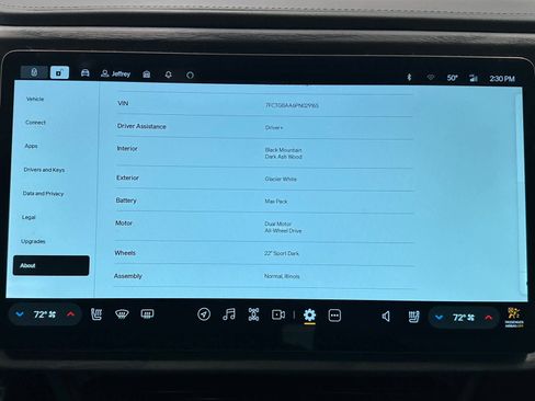 Used 2023 Rivian R1T Adventure image 33