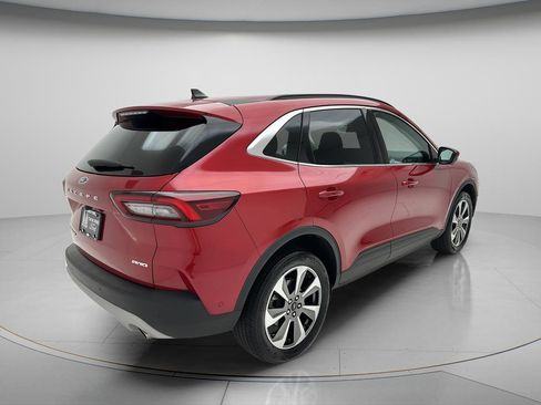 Used 2023 Ford Escape Platinum w/ Premium Technology Package AWD/4WD image 5
