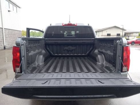 Used 2025 Chevrolet Colorado LT RWD image 29
