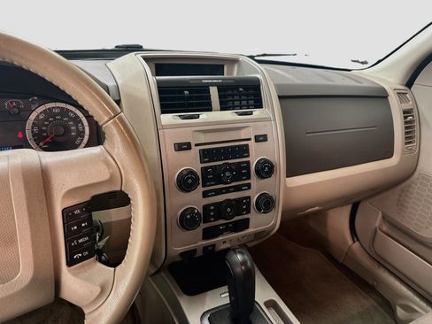 Used 2012 Ford Escape XLT AWD/4WD image 24