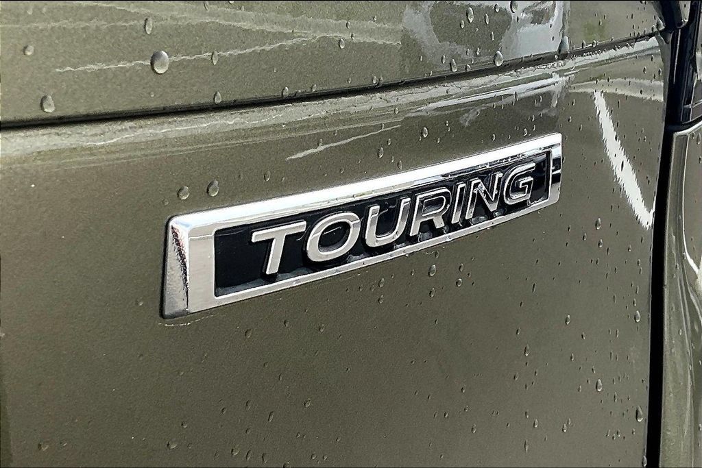 Used 2026 Subaru Forester Touring AWD/4WD image 24