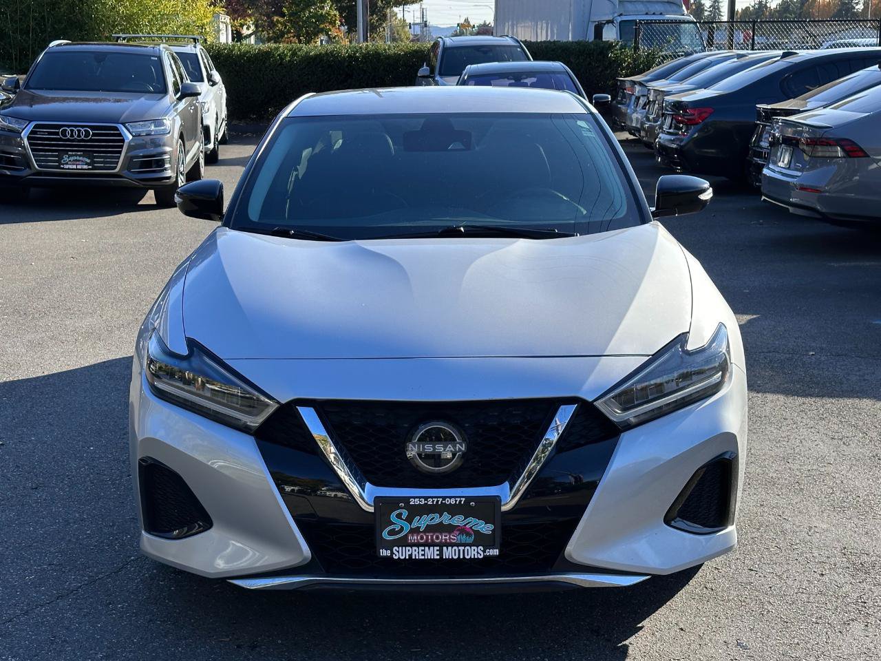Used 2023 Nissan Maxima SV w/ Floor Mat Group FWD image 9