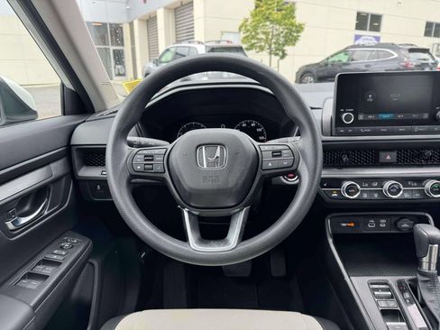 Used 2023 Honda CR-V EX image 24