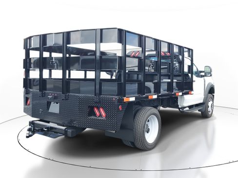 New 2024 Ford F450 XL w/ XL Chrome Package image 6