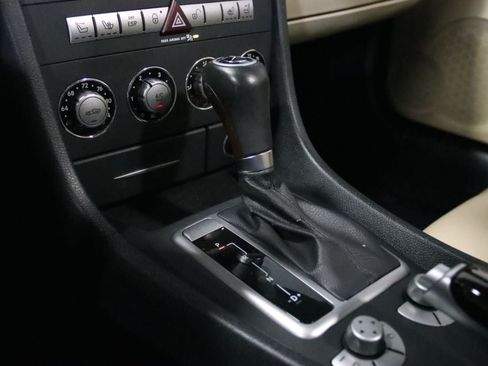 Used 2008 Mercedes-Benz SLK 350 image 47