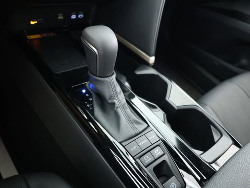 Used 2025 Toyota Camry XSE image 15