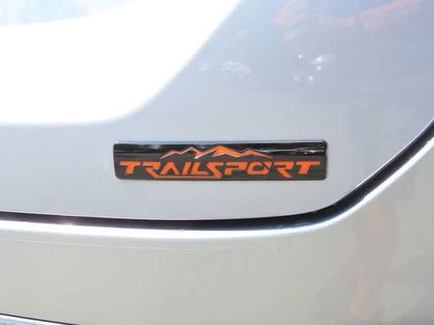 Certified 2025 Honda Pilot TrailSport image 8