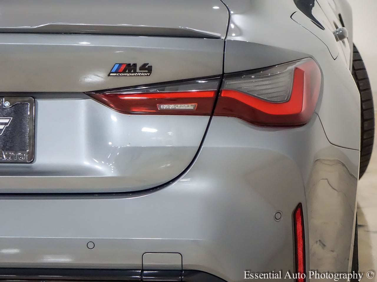 Used 2022 BMW M4 Competition w/ Executive Package RWD image 8