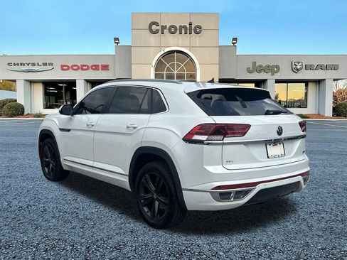 Used 2022 Volkswagen Atlas Cross Sport SEL R-Line AWD/4WD image 5