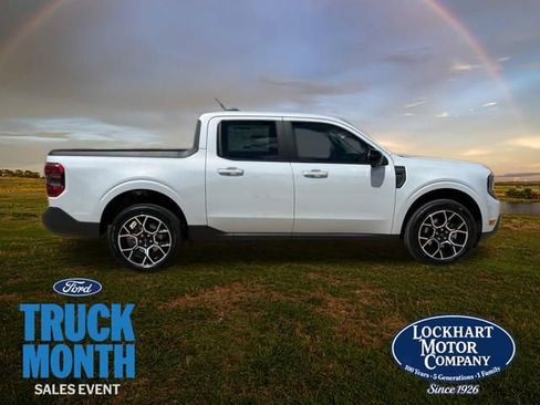 New 2026 Ford Maverick Lariat image 7