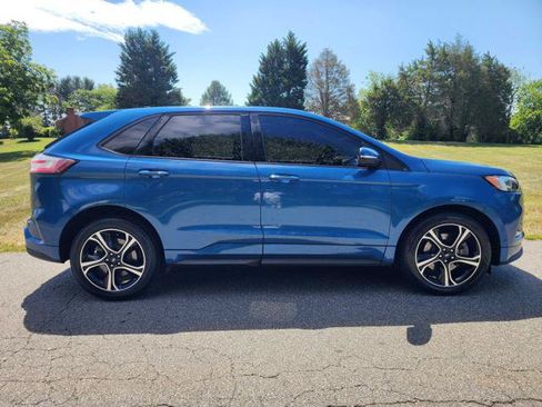 Used 2021 Ford Edge ST w/ Equipment Group 401A AWD/4WD image 5
