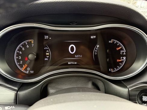 Used 2021 Jeep Grand Cherokee Limited image 16