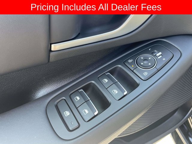 Used 2025 Hyundai Sonata SEL FWD image 19