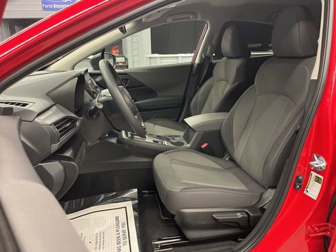Certified 2025 Subaru Crosstrek 2.0i image 17