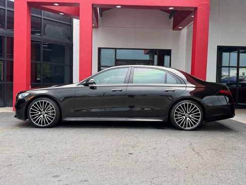Used 2023 Mercedes-Benz S 580 4MATIC Sedan image 6