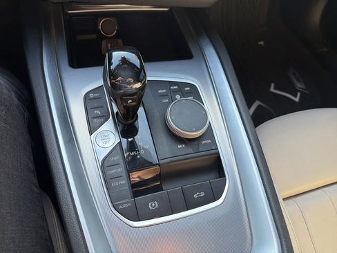 Used 2019 BMW Z4 sDrive30i w/ Executive Package RWD image 25