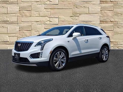 Certified 2024 Cadillac XT5 Premium Luxury w/ Technology Package AWD/4WD image 1