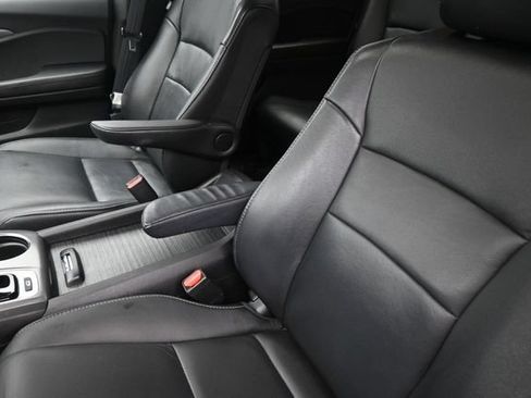 Used 2018 Honda Pilot EX-L image 18
