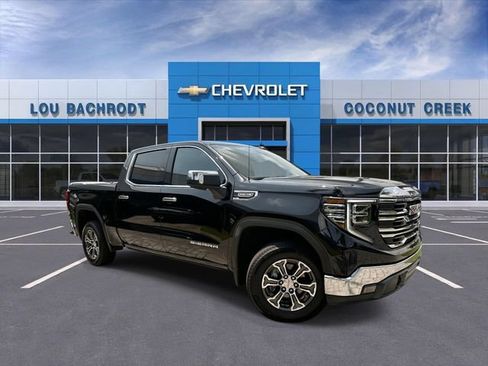 Used 2026 GMC Sierra 1500 SLT RWD image 1