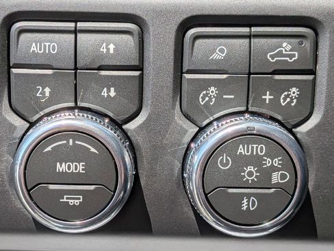 New 2026 GMC Sierra 1500 Denali w/ Technology Package AWD/4WD image 15