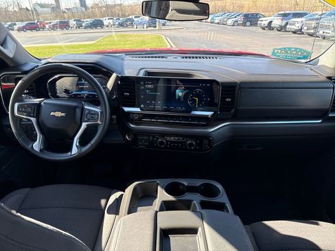 Certified 2024 Chevrolet Silverado 1500 LT image 11