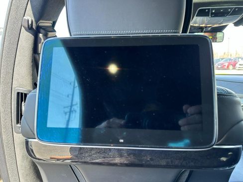 Used 2018 Mercedes-Benz S 560 4MATIC Sedan image 11