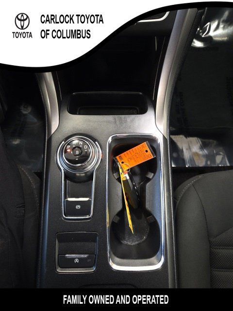 Used 2017 Ford Fusion SE w/ Fusion SE Technology Package FWD image 28