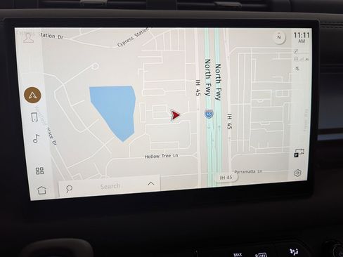 Certified 2025 Land Rover Defender 110 image 39