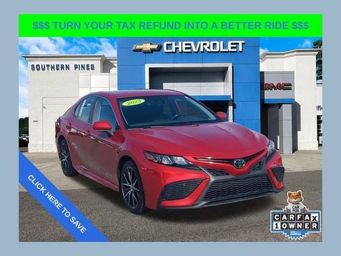 Used 2023 Toyota Camry SE image 1