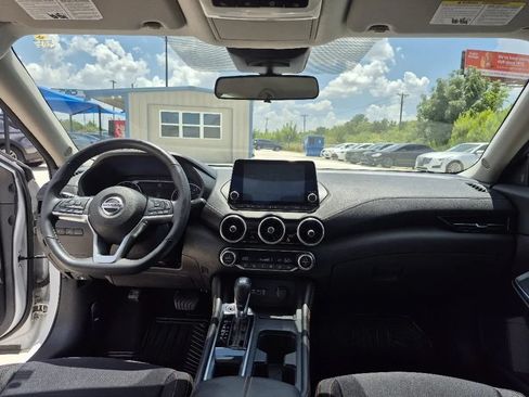 Used 2021 Nissan Sentra SR FWD image 23