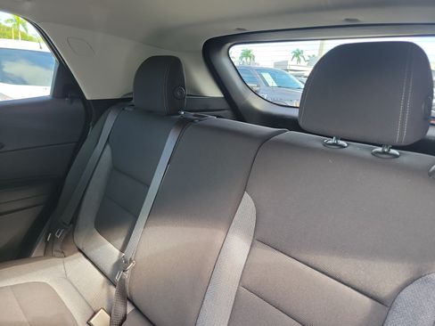 Used 2021 Chevrolet TrailBlazer LT FWD image 15