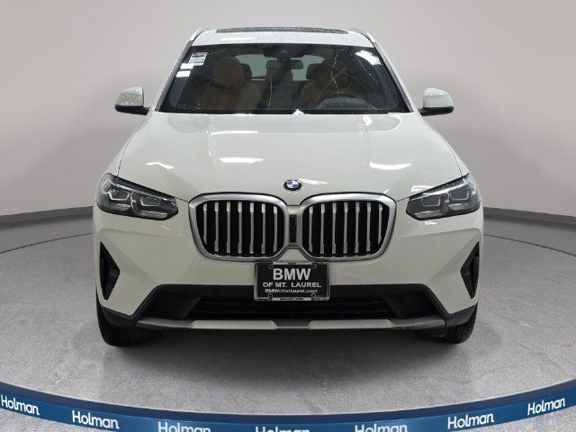 Used 2024 BMW X3 xDrive30i w/ Premium Package AWD/4WD image 3