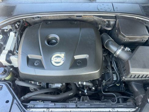 Used 2015 Volvo XC70 T5 Premier w/ Proximity Package image 19