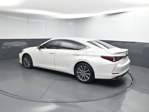 Used 2021 Lexus ES 350 w/ Premium Package image 3