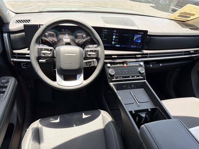 Used 2026 Hyundai Santa Fe SEL FWD image 8