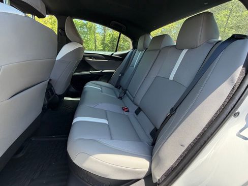 Used 2026 Toyota Camry SE image 6