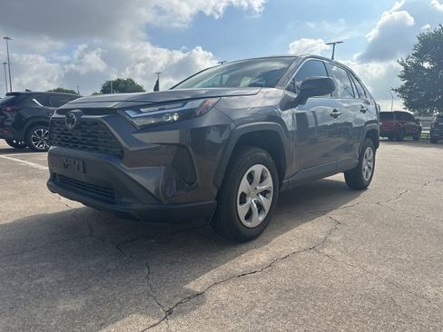 Used 2023 Toyota RAV4 LE FWD image 2