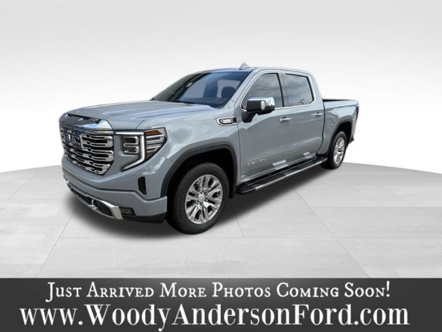 Used 2025 GMC Sierra 1500 Denali w/ Technology Package AWD/4WD image 1