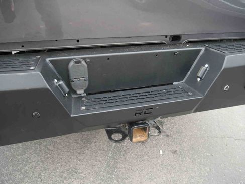 Used 2019 RAM 1500 Big Horn image 9