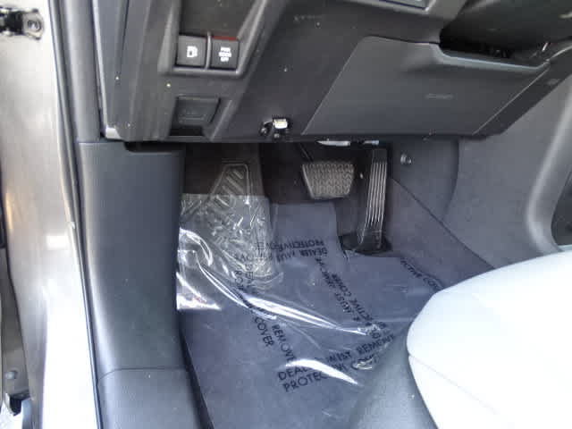 Certified 2025 Toyota Sienna XLE w/ XLE Plus Package FWD image 14