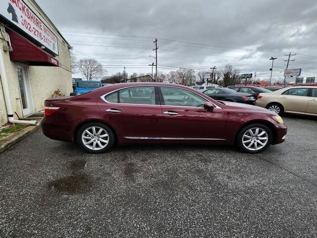 Used 2007 Lexus LS 460 w/ Comfort Pkg RWD image 8