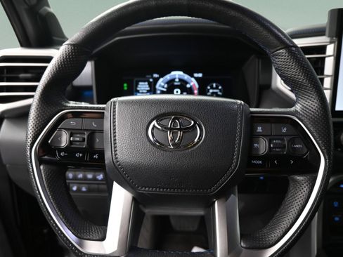 Used 2023 Toyota Tundra Platinum AWD/4WD image 27