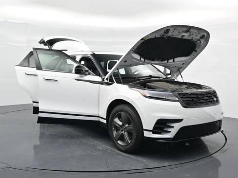 Used 2025 Land Rover Range Rover Velar Dynamic SE AWD/4WD image 42