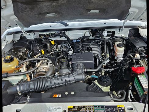 Used 2011 Ford Ranger XL image 14