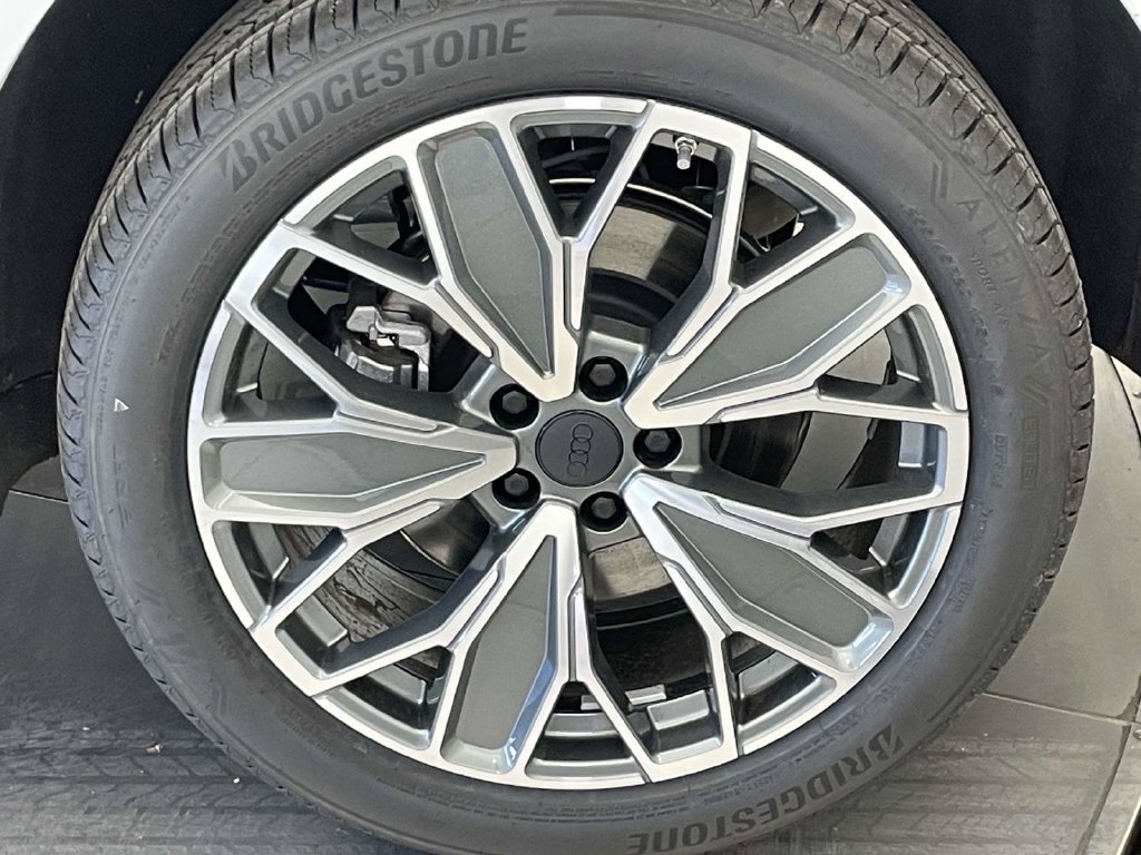 New 2026 Audi Q5 Premium Plus AWD/4WD image 12