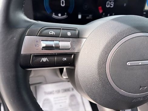 Used 2025 Hyundai Kona SEL image 20