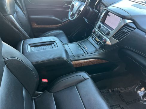Used 2015 Chevrolet Suburban LTZ image 19